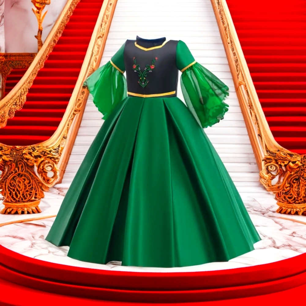 Gorgeous Dark Green/Black Gown